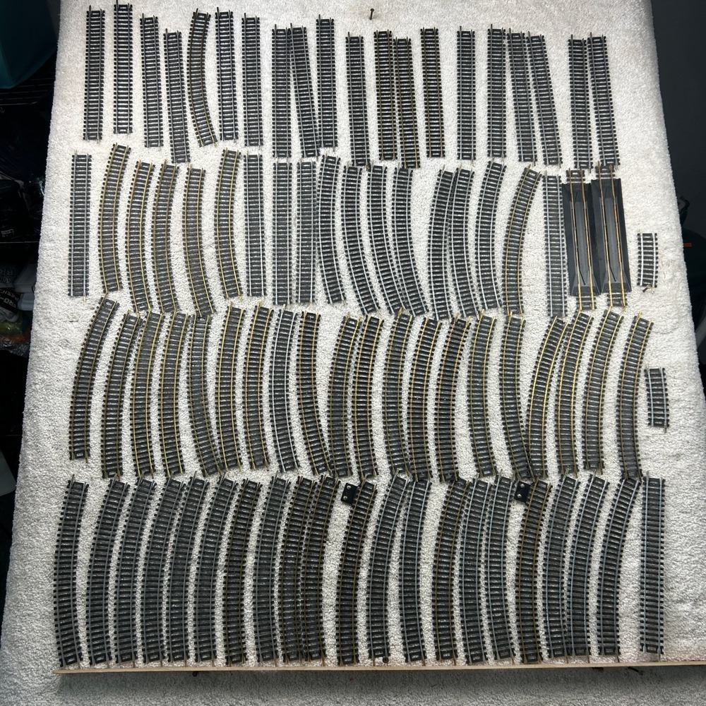 Vintage Tyco HO Scale Model Railroad Track Lot 83 Pc Straight Curved Rerailer